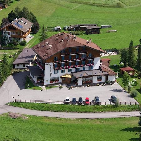 Park Hotel Mater Dei Pozza di Fassa Εξωτερικό φωτογραφία